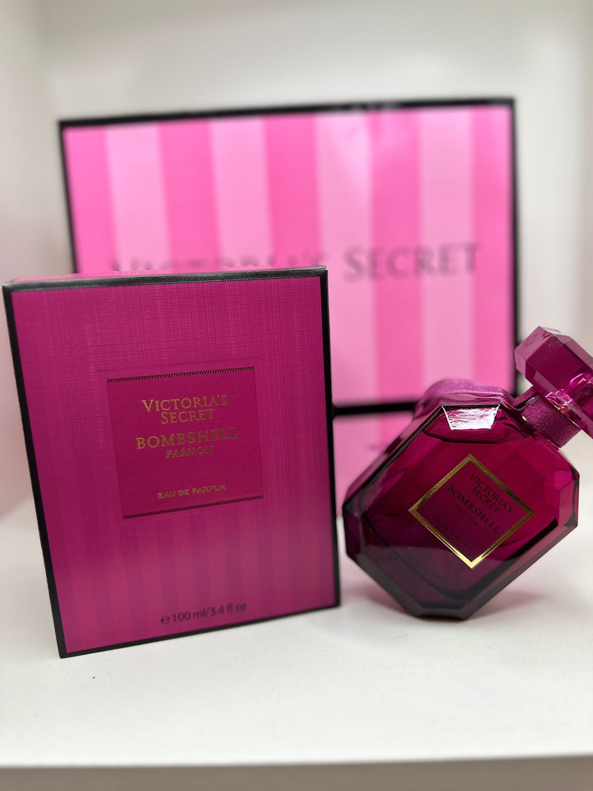 VICTORAˋŜ SECRET BOMBSHELL PASSION